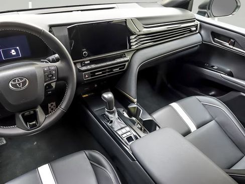 Certified 2025 Toyota Camry SE FWD image 13