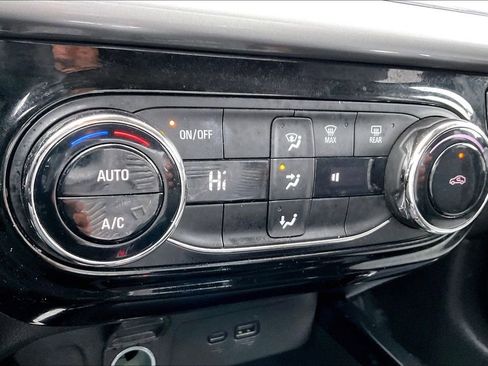 Used 2024 Chevrolet Trax LT image 25