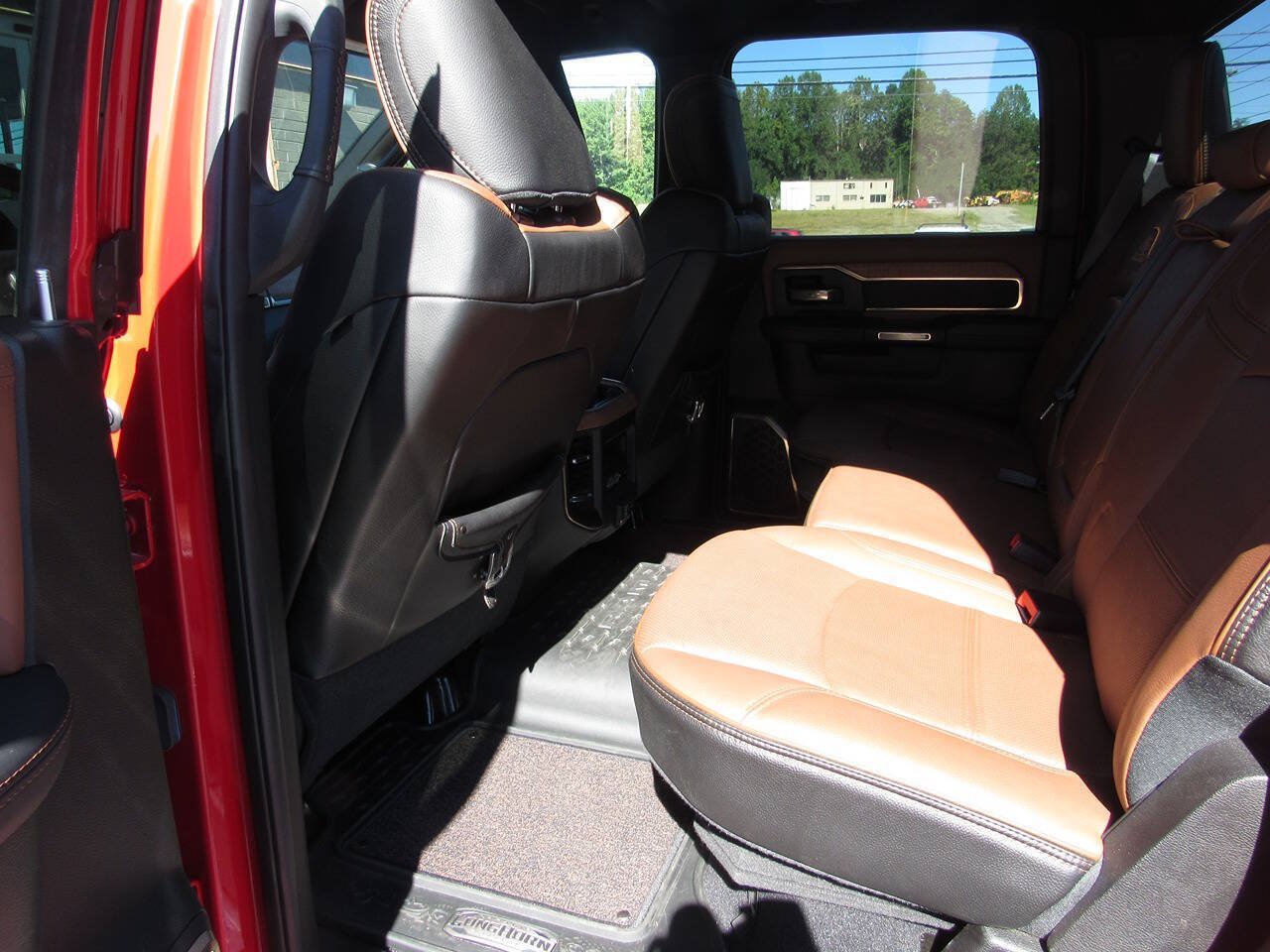 Used 2020 RAM 2500 Limited AWD/4WD image 24