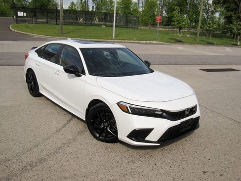 Used 2024 Honda Civic Si image 2