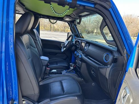 Used 2023 Jeep Gladiator Overland w/ Popular Equipment Package image 53