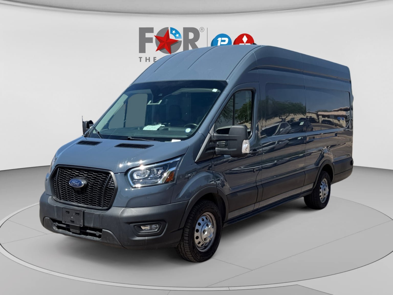 Used 2022 Ford Transit 250 148 High Roof Extended AWD w/ Parcel Delivery Package image 1