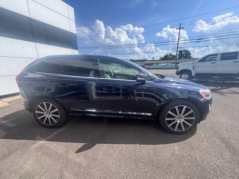 Used 2017 Volvo XC60 T6 Inscription w/ Climate Package AWD/4WD image 5