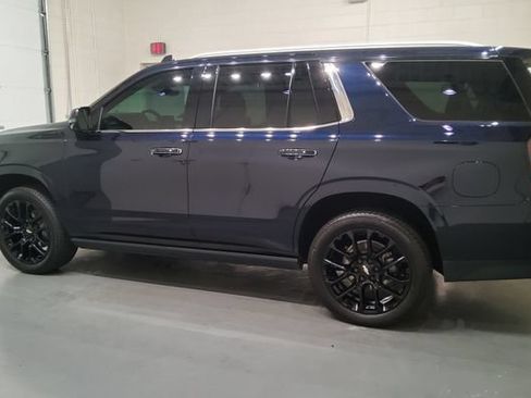 Used 2024 Chevrolet Tahoe High Country AWD/4WD image 4