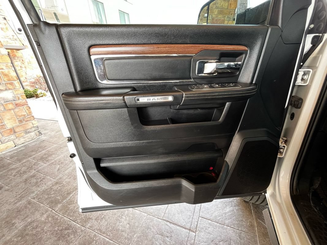 Used 2016 RAM 2500 Laramie AWD/4WD image 8