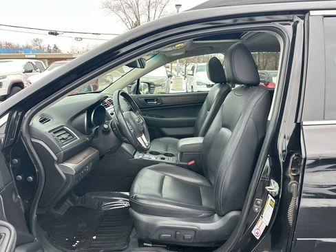 Used 2017 Subaru Outback 2.5i Limited image 21