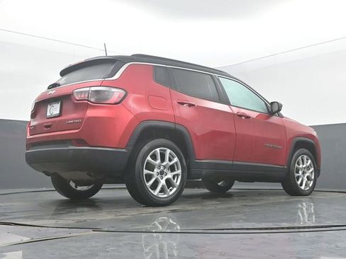 Used 2025 Jeep Compass Limited AWD/4WD image 51