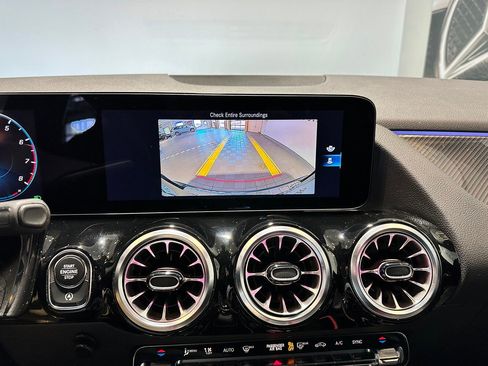 Certified 2023 Mercedes-Benz GLA 250 4MATIC image 23