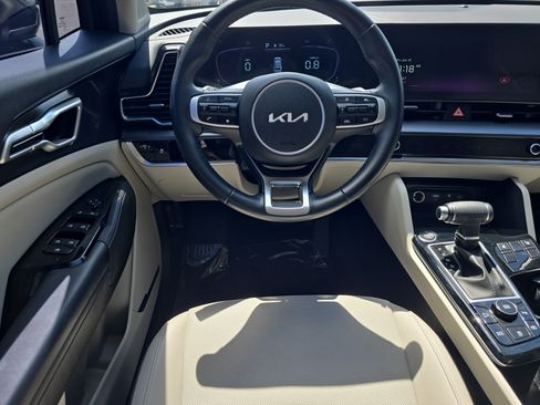 Certified 2024 Kia Sportage EX FWD image 13