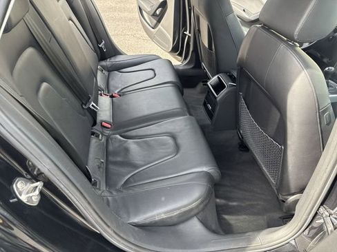 Used 2010 Audi A4 2.0T Premium image 11