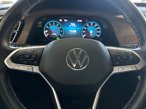 Used 2024 Volkswagen Atlas SE FWD image 23