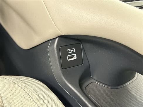 Certified 2023 Honda HR-V LX image 25