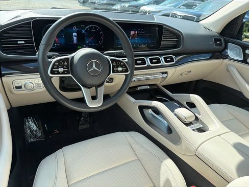 Used 2020 Mercedes-Benz GLS 450 4MATIC w/ Convenience Package image 22