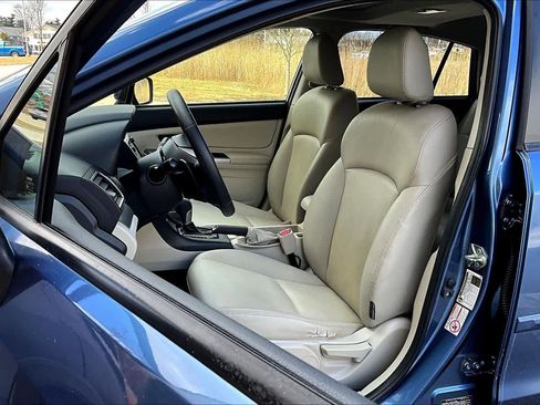 Used 2015 Subaru Crosstrek 2.0i Limited image 9