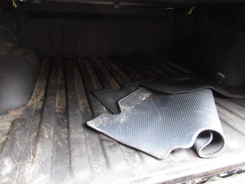 Used 2019 RAM 1500 Laramie image 15