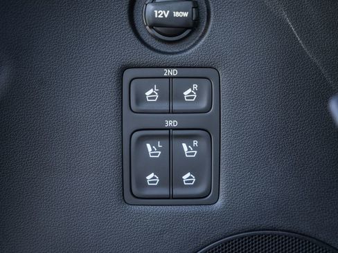 Used 2025 Hyundai Palisade Calligraphy image 9