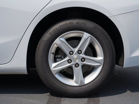 Used 2023 Chevrolet Malibu LT w/ Driver Confidence Package FWD image 32
