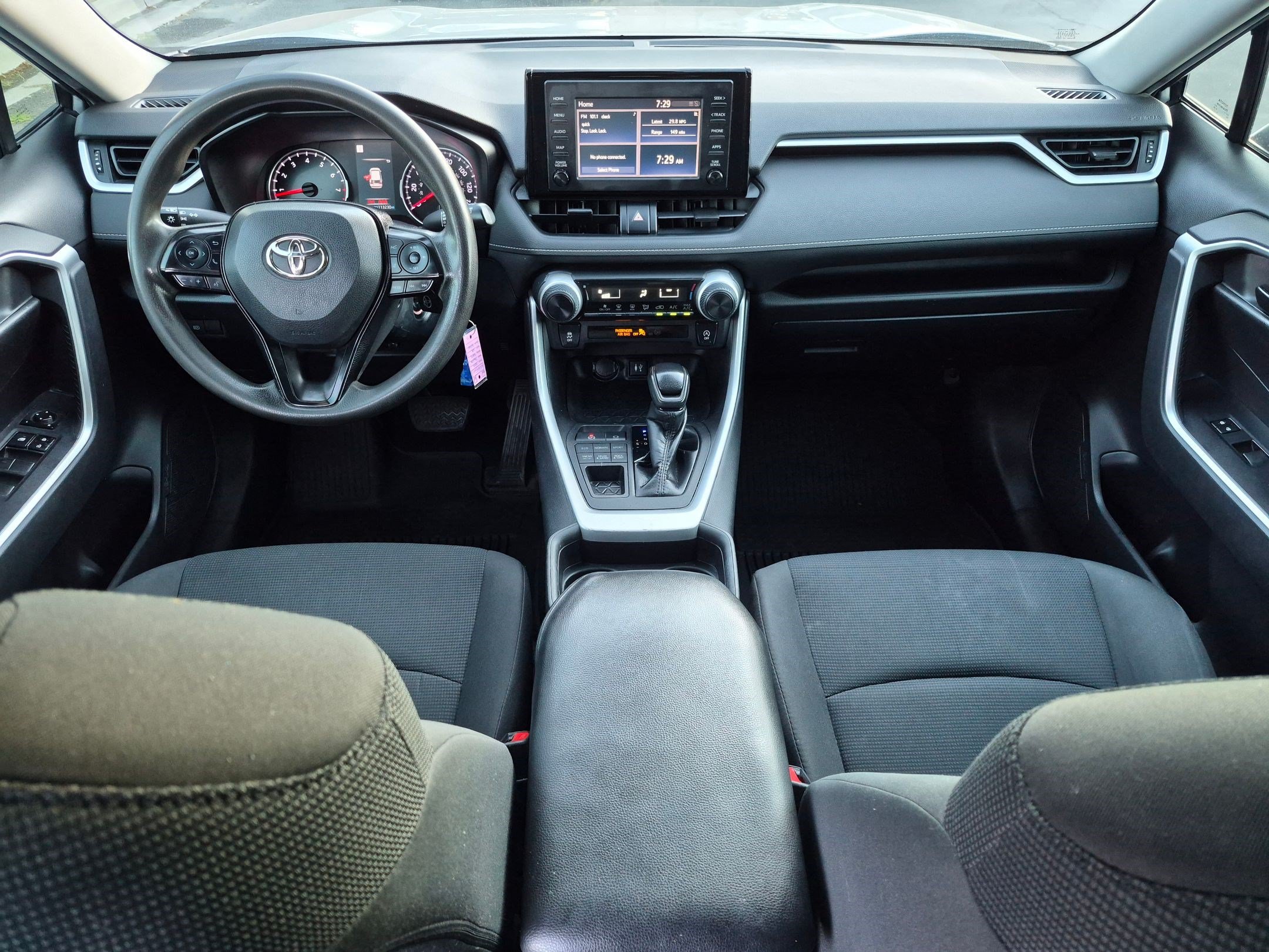 Used 2019 Toyota RAV4 LE w/ All Weather Liner Package AWD/4WD image 28