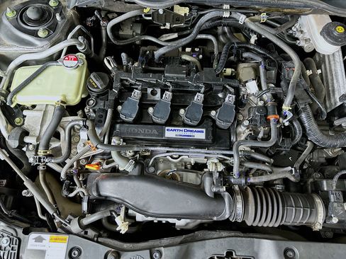 Used 2018 Honda Civic EX image 30