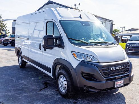 Used 2023 RAM ProMaster 2500 FWD image 10