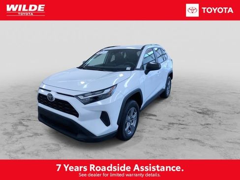 Certified 2025 Toyota RAV4 LE image 5