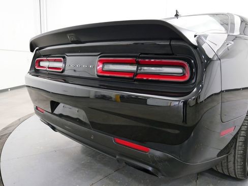Used 2019 Dodge Challenger SRT Hellcat Redeye image 33