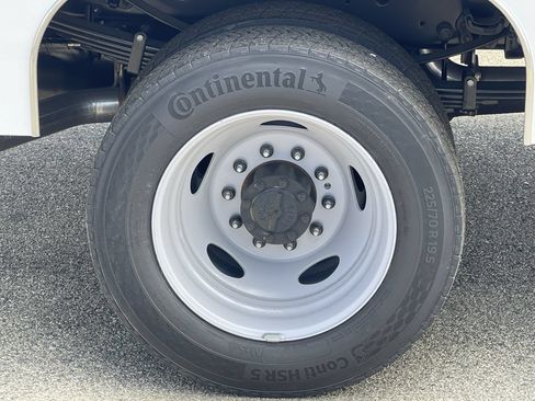 New 2024 Ford F550 2WD SuperCab Super Duty image 11
