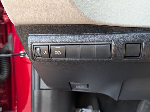 Used 2023 Toyota Corolla LE FWD image 30