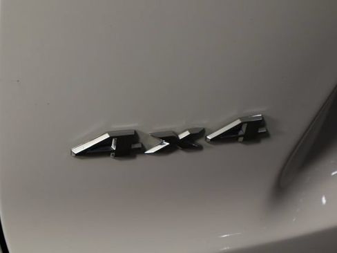 Used 2021 Jeep Cherokee Latitude Lux w/ Comfort/Convenience Group AWD/4WD image 43