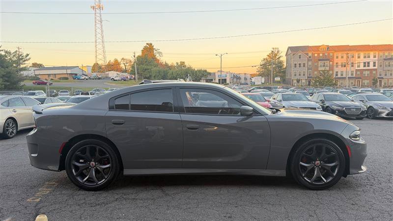 Used 2019 Dodge Charger GT RWD image 4