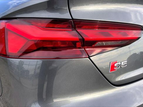 Used 2022 Audi S5 Premium Plus w/ Premium Plus Package AWD/4WD image 28