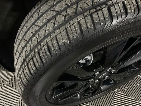 Used 2022 Chevrolet Blazer RS w/ Enhanced Convenience Package image 42