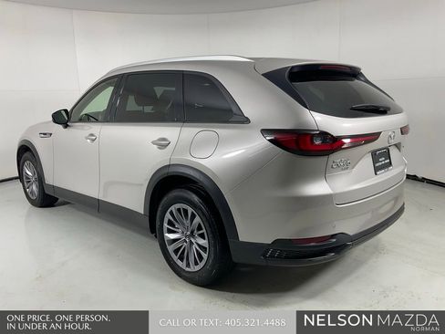 Certified 2025 MAZDA CX-90 3.3 Turbo w/ Preferred Package image 6