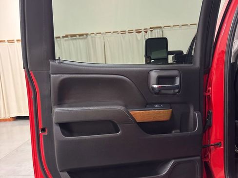 Used 2019 Chevrolet Silverado 2500 LTZ w/ Duramax Plus Package image 25