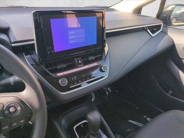 Used 2026 Toyota Corolla LE FWD image 14