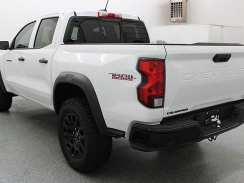 Used 2023 Chevrolet Colorado Trail Boss image 6