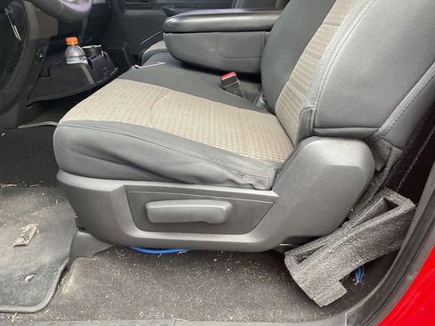 Used 2012 RAM 1500 Express image 20