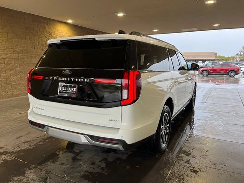 Used 2025 Ford Expedition Max Platinum AWD/4WD image 7