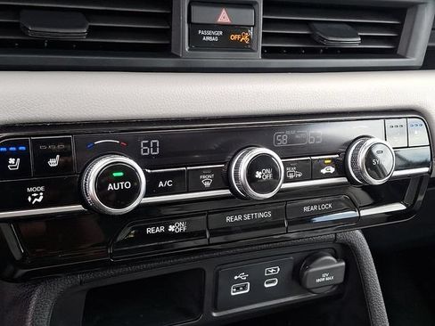 Certified 2023 Honda Pilot Elite image 18