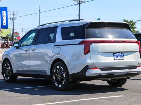 New 2026 Kia Carnival EX image 5