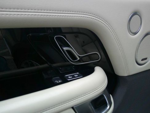 Used 2021 Land Rover Range Rover Westminster Edition image 34