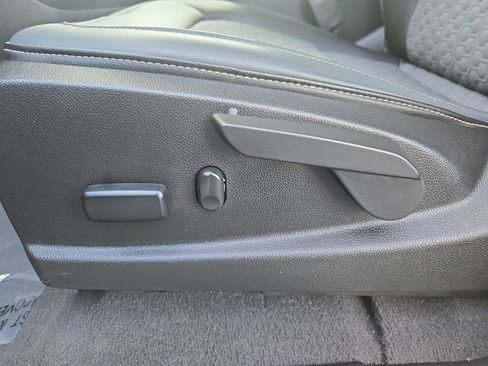 Used 2019 Chevrolet Colorado Z71 image 13