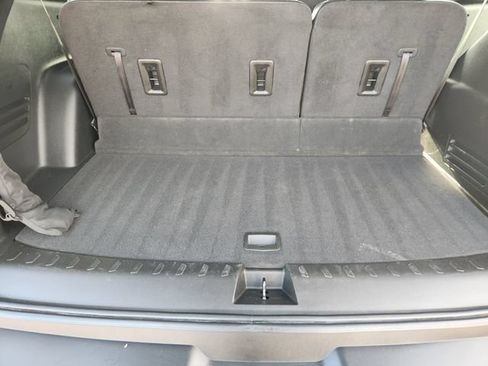 Used 2023 Chevrolet Traverse RS w/ LPO, Cargo Package FWD image 33