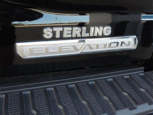 Used 2021 GMC Sierra 1500 Elevation w/ X31 Off-Road Package image 11