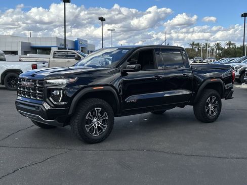 Used 2024 GMC Canyon AT4 w/ Technology Package image 4