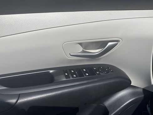 Used 2025 Hyundai Tucson SEL image 25