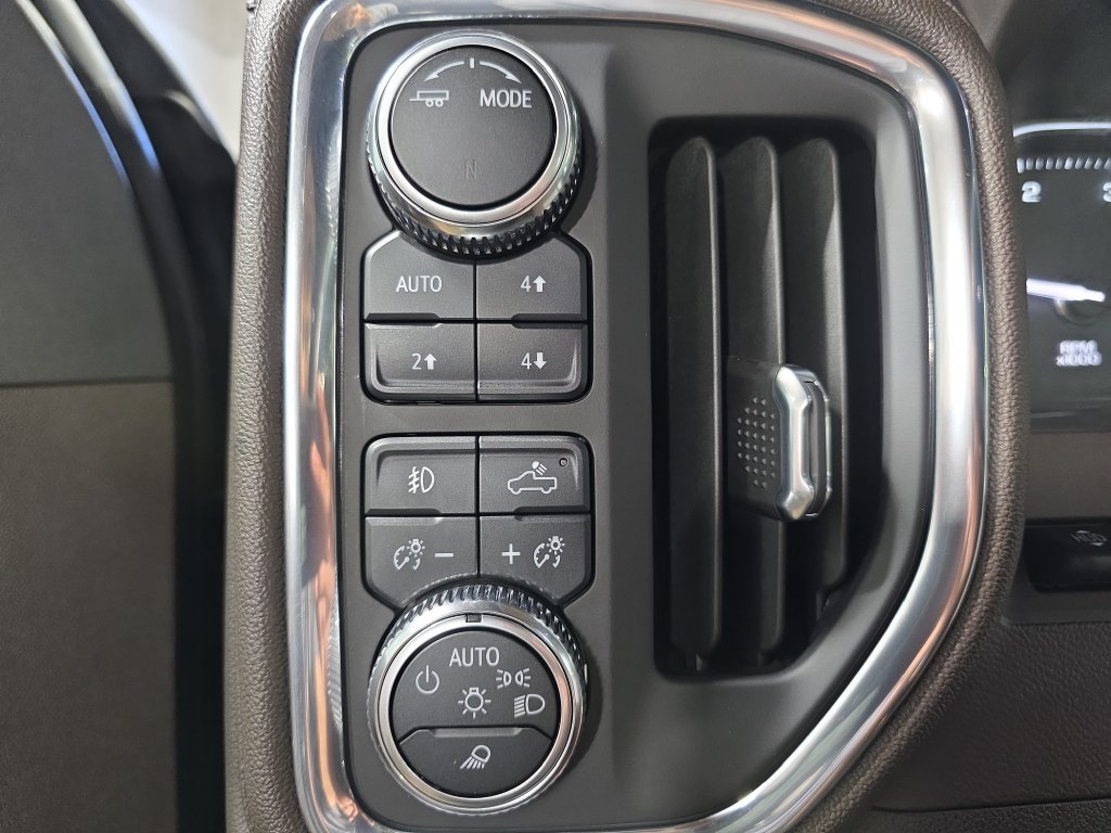Used 2022 GMC Sierra 2500 Denali w/ Denali Ultimate Package AWD/4WD image 27