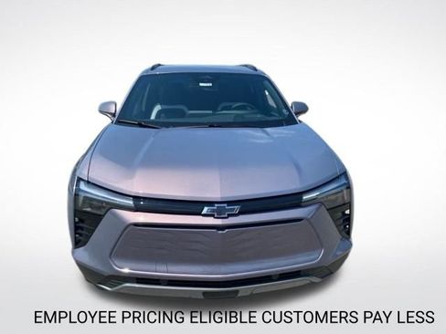 New 2025 Chevrolet Blazer EV LT image 9