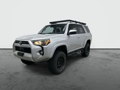 Used 2024 Toyota 4Runner SR5 image 7