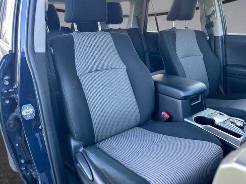 Used 2023 Toyota 4Runner SR5 RWD image 31